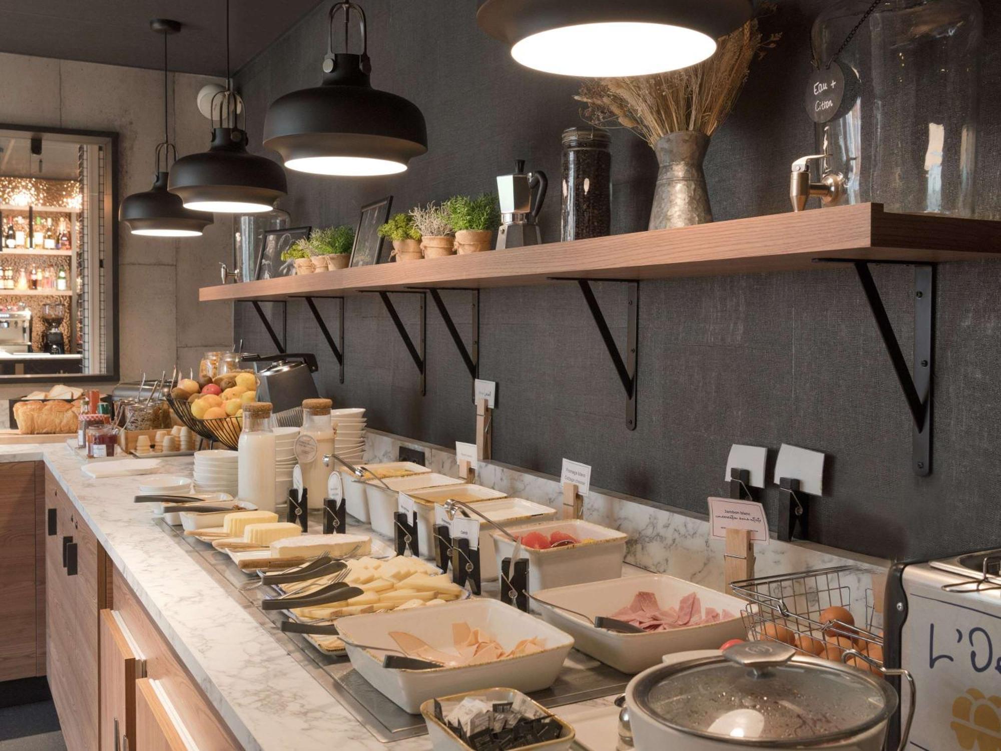 Ibis Paris Malmaison 3*